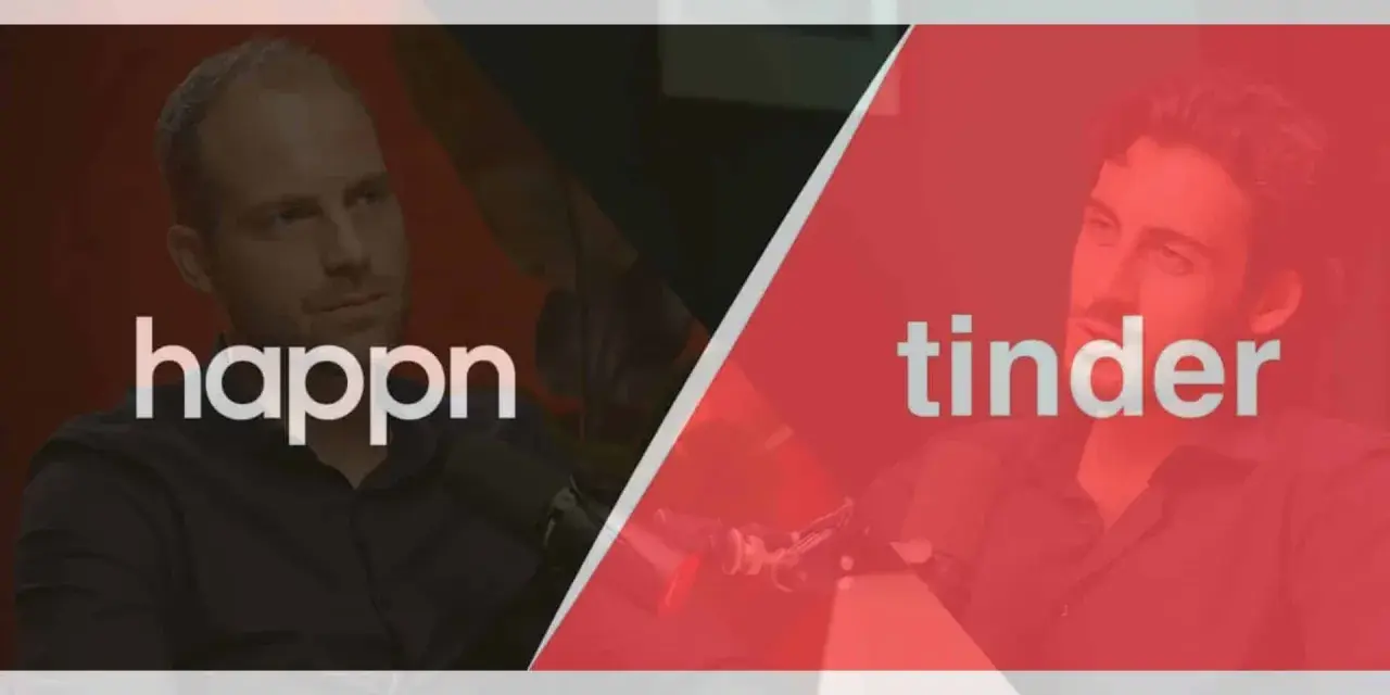 Deux hommes discutent, l'un sous le logo happn, l'autre sous le logo tinder. Lequel choisir pour trouver l'amour ?