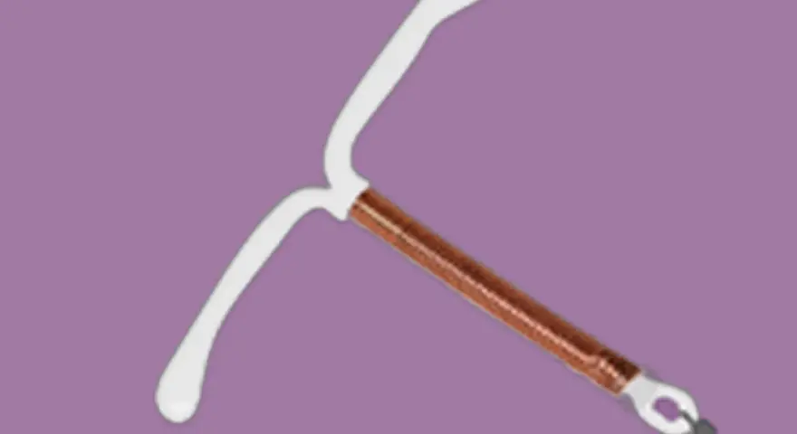 Stérilet en cuivre, une option contraceptive qui n'affecte généralement pas le libido.