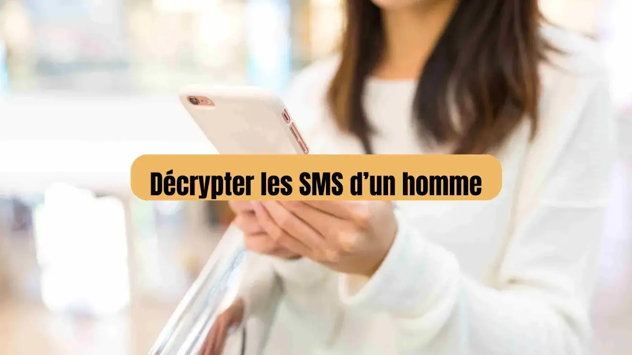 Une femme déchiffre les SMS d'un homme, cherchant à comprendre les sous-entendus.