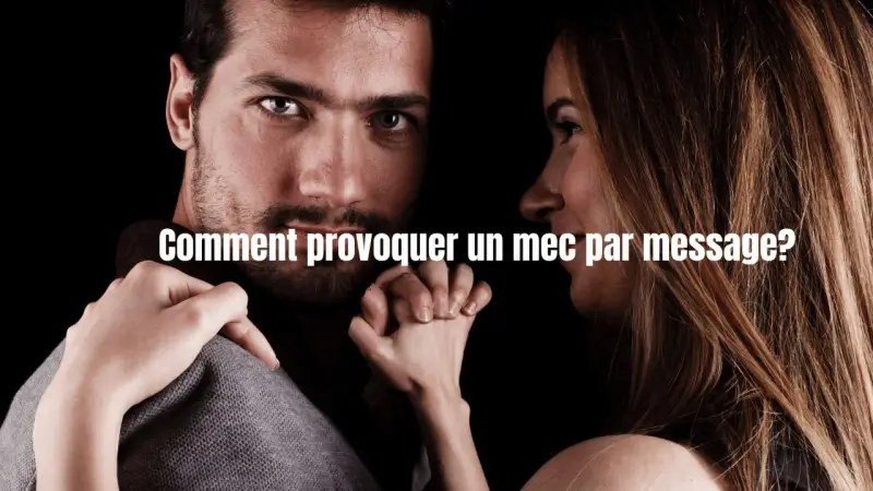 Un homme et une femme se regardent intensément. Elle lui murmure à l'oreille, suggérant comment exprimer son désir à un homme par sms.